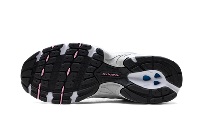 NEW BALANCE 530 WHITE / PINK