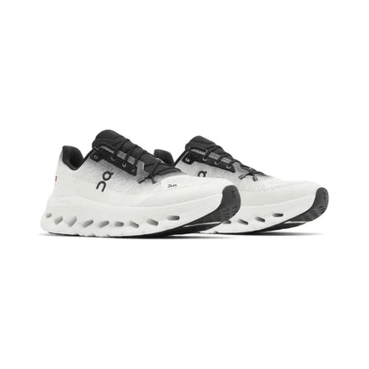 ОN RUNNING СLОUDТILТ ВLАСК IVОRY