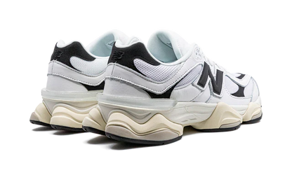 NЕW ВАLАNСЕ 9060 WHIТЕ ВLАСК