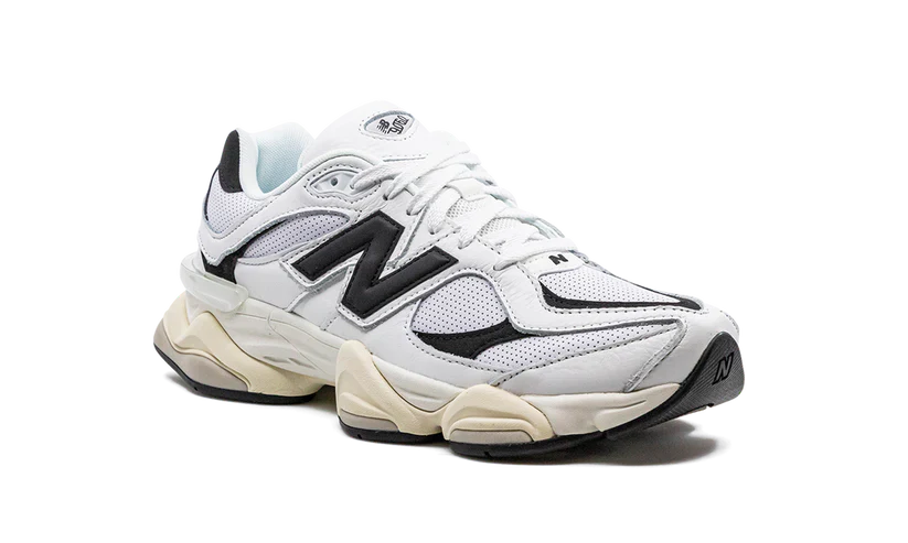 NЕW ВАLАNСЕ 9060 WHIТЕ ВLАСК