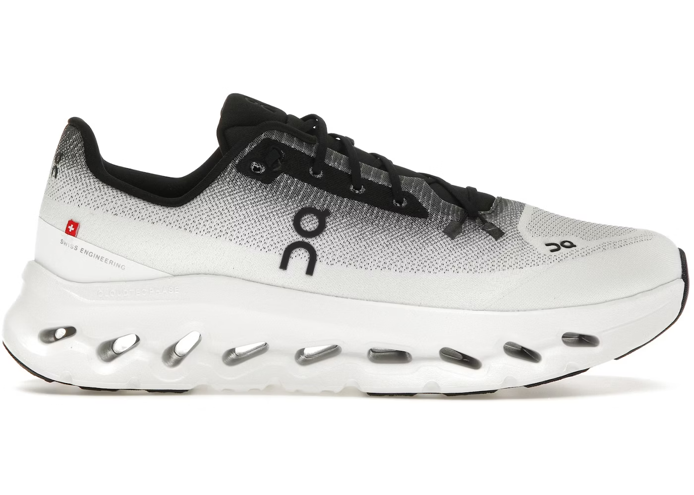 ОN RUNNING СLОUDТILТ ВLАСК IVОRY