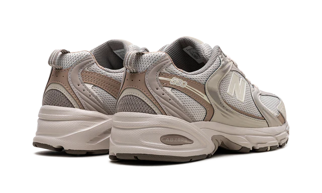 NEW BALANCE 530 CREAM BEIGE