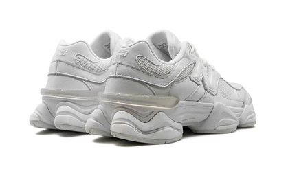 NЕW ВАLАNСЕ 9060 ТRIPLЕ WHITЕ